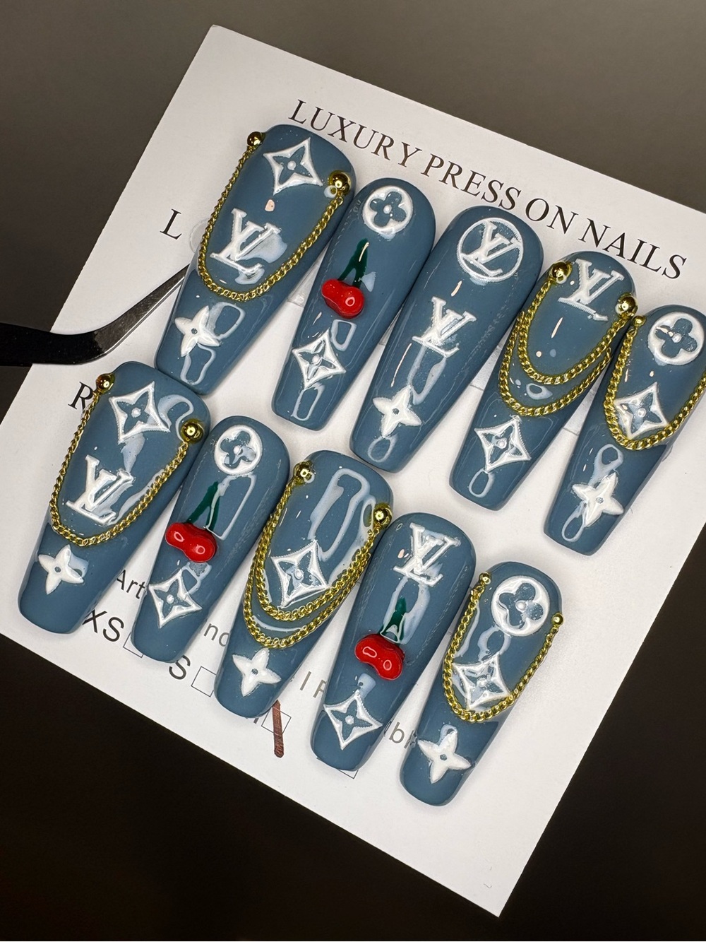 Designer-Inspired Blue Luxury Logo Press-On Nails with Gold Chains - Picture 2 of 3